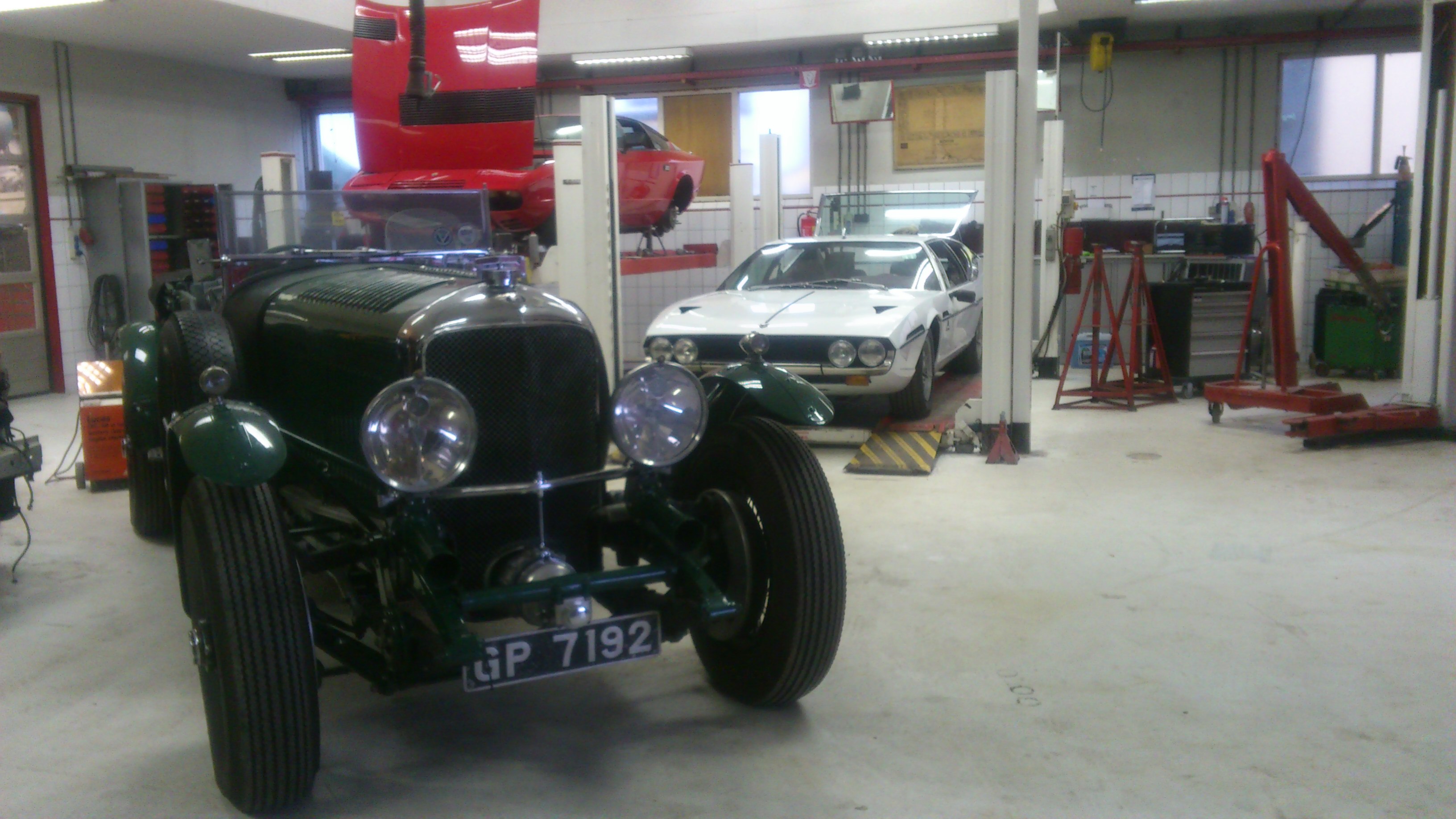 Zaterdag 1807 gesloten Classic Sports Cars Holland